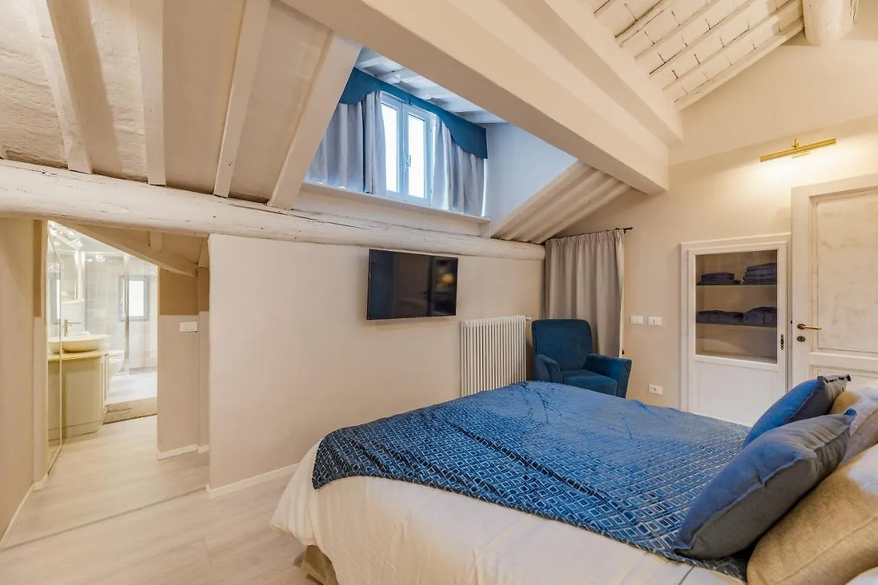 カスティリオーン・フィオレンティーノResidenza Di Lucia, Splendido Attico Di Pregio Con Terrazza In Centro Cittaアパートメント イタリア