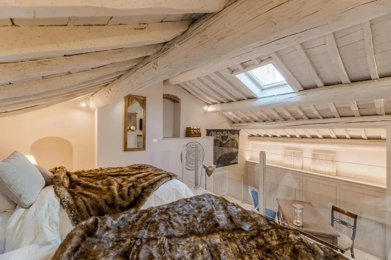 カスティリオーン・フィオレンティーノResidenza Di Lucia, Splendido Attico Di Pregio Con Terrazza In Centro Cittaアパートメント アパート カスティリオーン・フィオレンティーノ